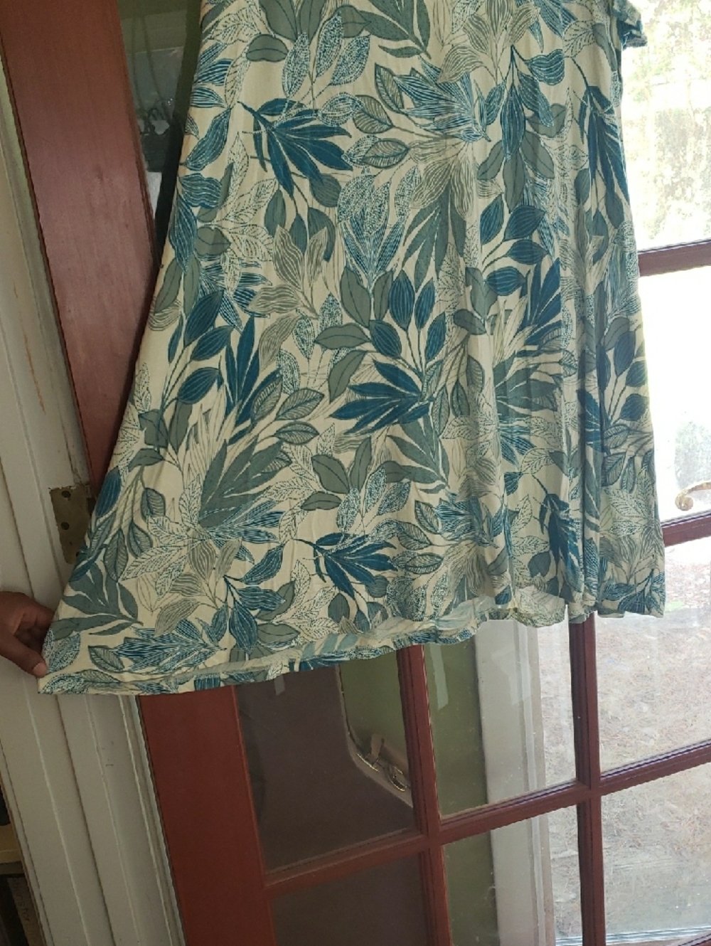Tahari Cream and Teal Leaf-Print Mini Dress - Picture 4 of 6